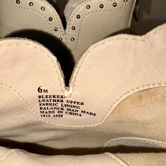 Nine West Leather Cream Ankle Boots with Micro Studs size 6M - Picture 8 of 9